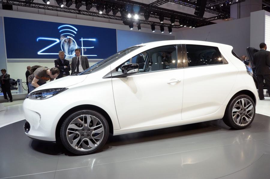  Renault ZOE 2013 года  (фото 31 из 32)